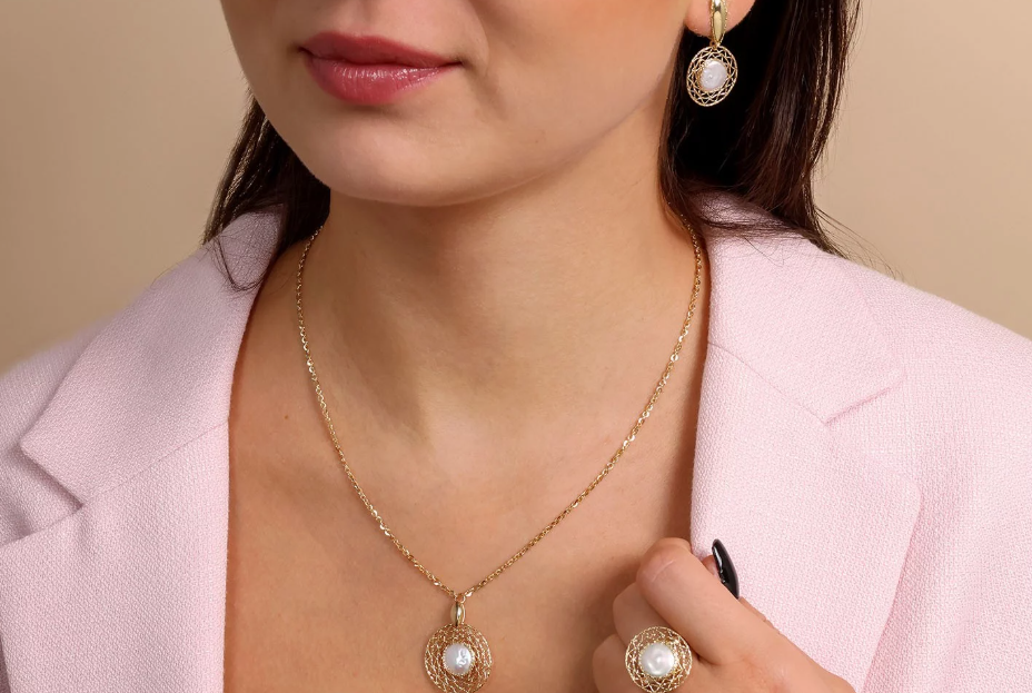 Zlatý prsteň s perleťou – Golden Aura Pearl Ring