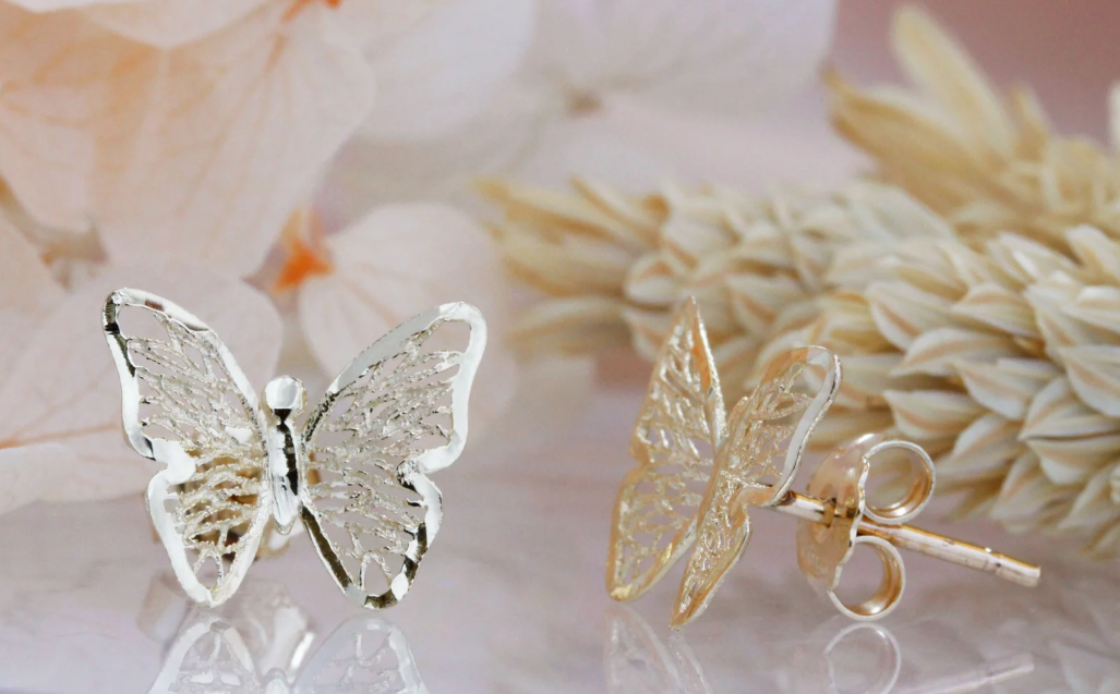 Luxusné zlaté náušnice - Chic Mariposa