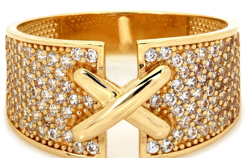 Zlatý dizajnový prsteň so zirkónmi – Golden Embrace Ring