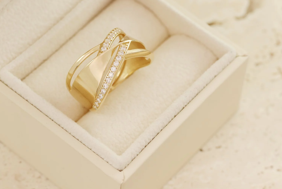 Zlatý dizajnový prsteň so zirkónmi – Éclat Harmonie Ring