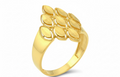 Zlatý dizajnový prsteň s oválnym ornamentom – Golden Marquise Ring